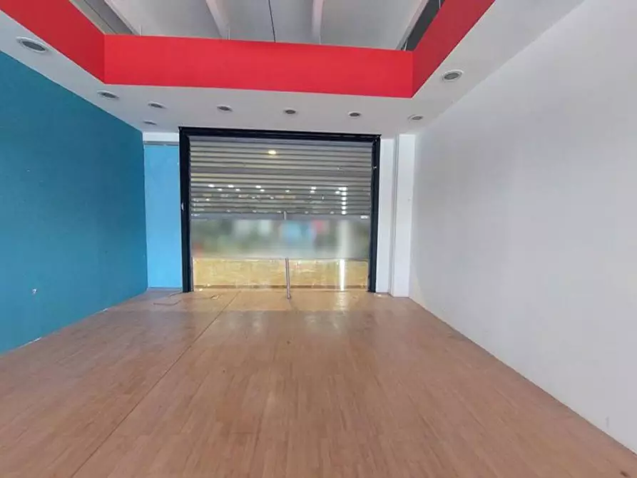 Immagine 23 di Attività commerciale in vendita  in Loc. Santa Calcagna, Contrada Santa Calcagna, N. 30 a Rocca San Giovanni