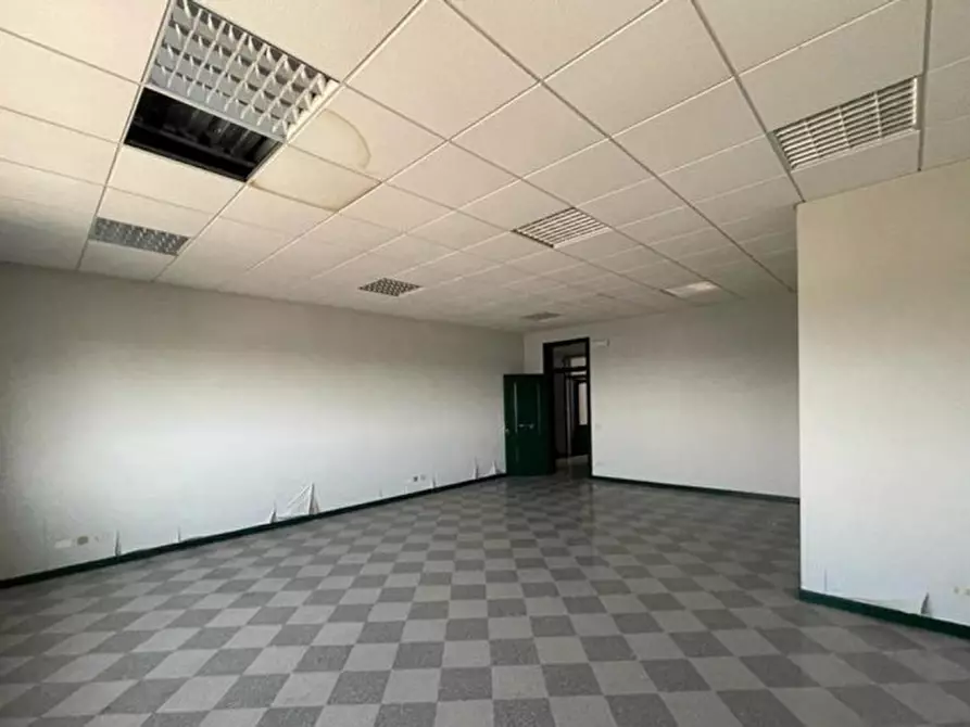 Immagine 12 di Ufficio in vendita  in Viale Porta Po, N. 87/D a Rovigo