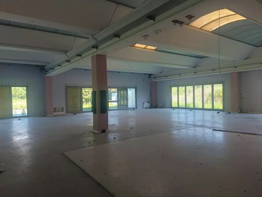 Immagine 5 di Attività commerciale in vendita  in Via Ottaviano, 13045 Gattinara VC, Italia a Gattinara