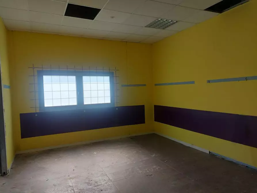 Immagine 9 di Attività commerciale in vendita  in Via Ottaviano, 13045 Gattinara VC, Italia a Gattinara