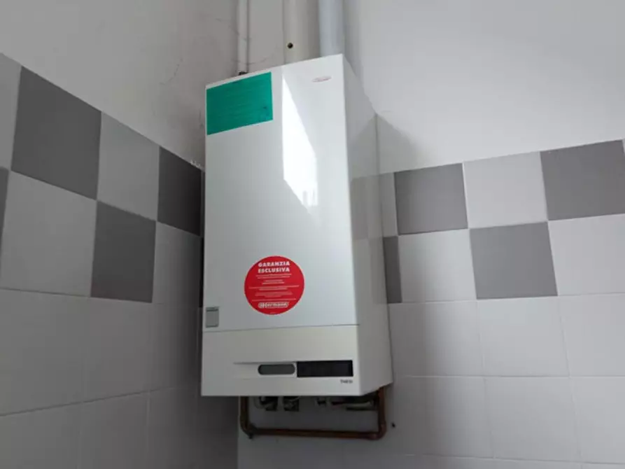 Immagine 13 di Capannone industriale in vendita  in Via Donato Bramante, N. 29 a Cesano Maderno