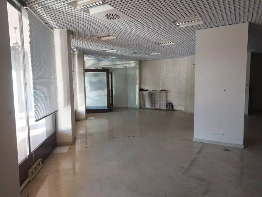 Immagine 4 di Ufficio in vendita  in Piazza Renzo Spada, 19, 12014 Demonte CN, Italia a Demonte