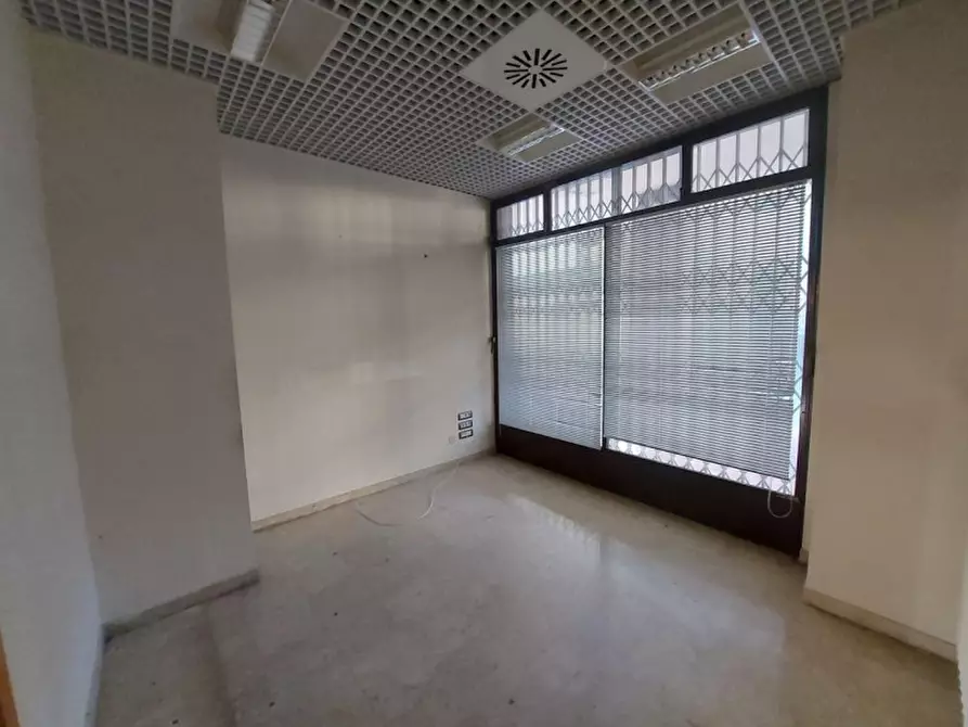 Immagine 9 di Ufficio in vendita  in Piazza Renzo Spada, 19, 12014 Demonte CN, Italia a Demonte