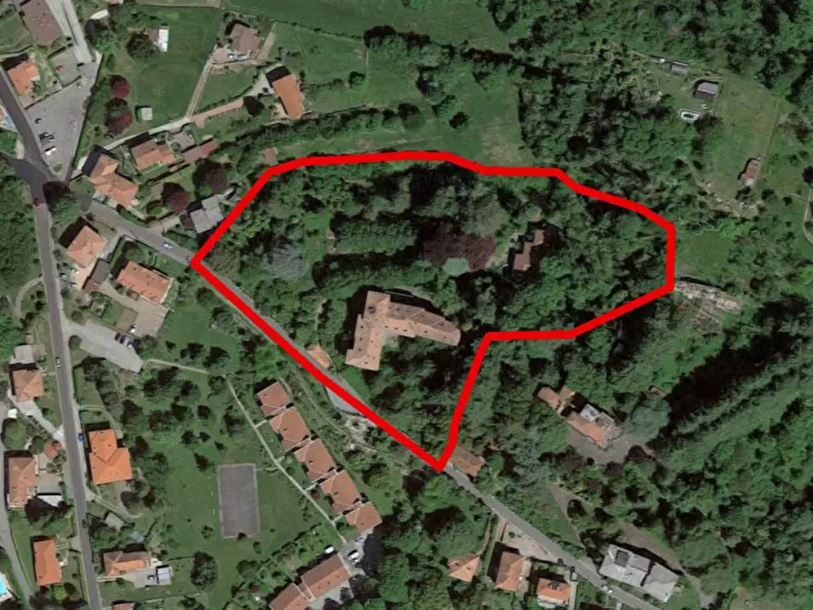 Immagine 2 di Attività commerciale in vendita  in Via Luigi Bellorini, N. 48 a Laveno-Mombello