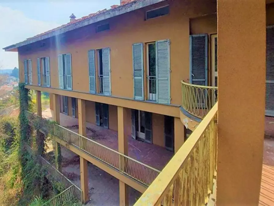 Immagine 9 di Attività commerciale in vendita  in Via Luigi Bellorini, N. 48 a Laveno-Mombello