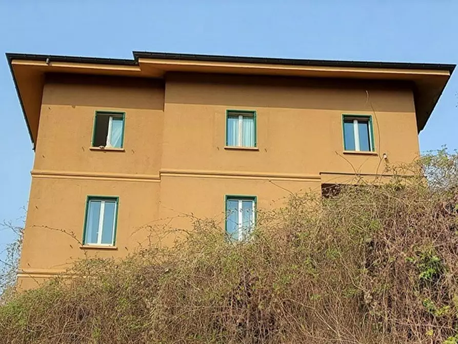 Immagine 12 di Attività commerciale in vendita  in Via Luigi Bellorini, N. 48 a Laveno-Mombello