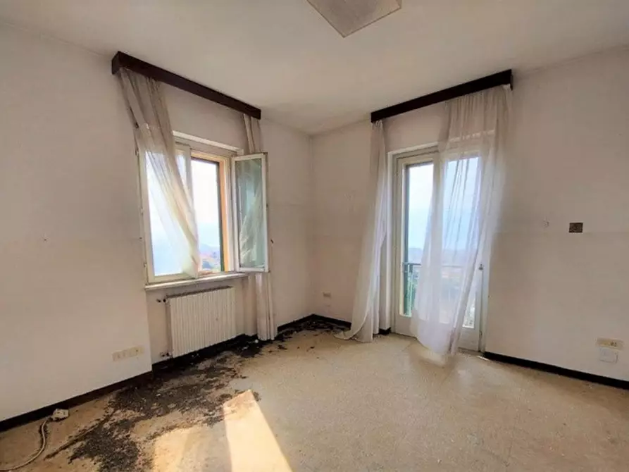 Immagine 22 di Attività commerciale in vendita  in Via Luigi Bellorini, N. 48 a Laveno-Mombello