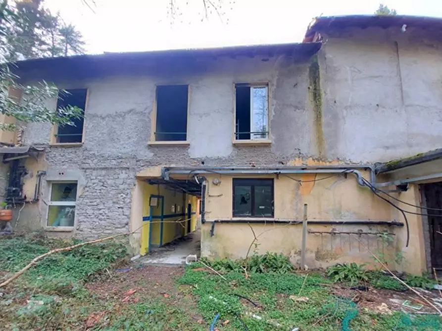 Immagine 23 di Attività commerciale in vendita  in Via Luigi Bellorini, N. 48 a Laveno-Mombello