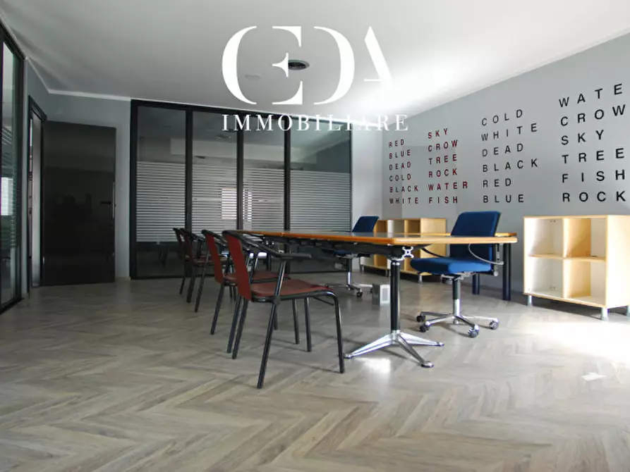 Immagine 3 di Ufficio in vendita  in via sestan a Trento