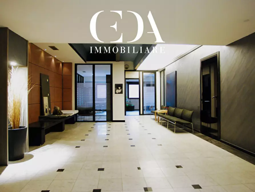 Immagine 8 di Ufficio in vendita  in via sestan a Trento