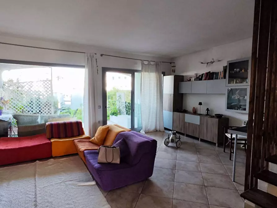 Immagine 2 di Villetta a schiera in vendita  in via Macomer, N. 41 a Quartucciu