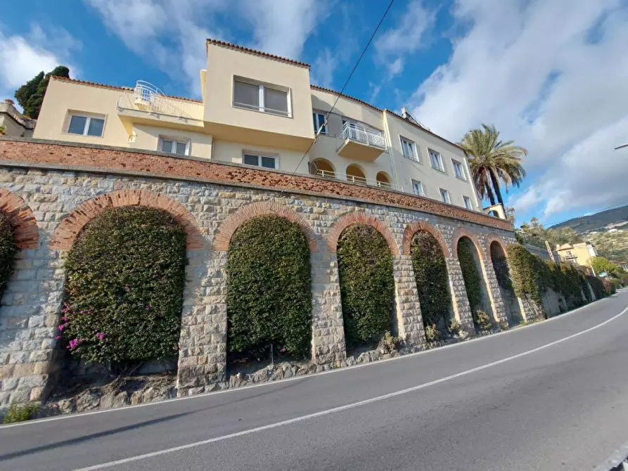 Immagine 4 di Appartamento in vendita  in Via Garnier, N. 54 a Bordighera
