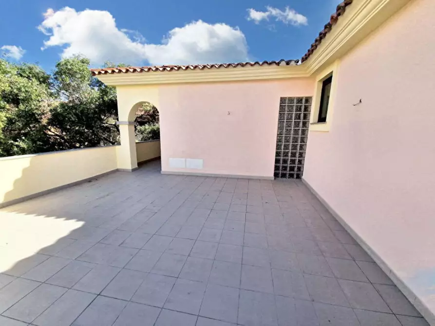 Immagine 16 di Ufficio in vendita  in Via Roma, N. 1 a Olbia