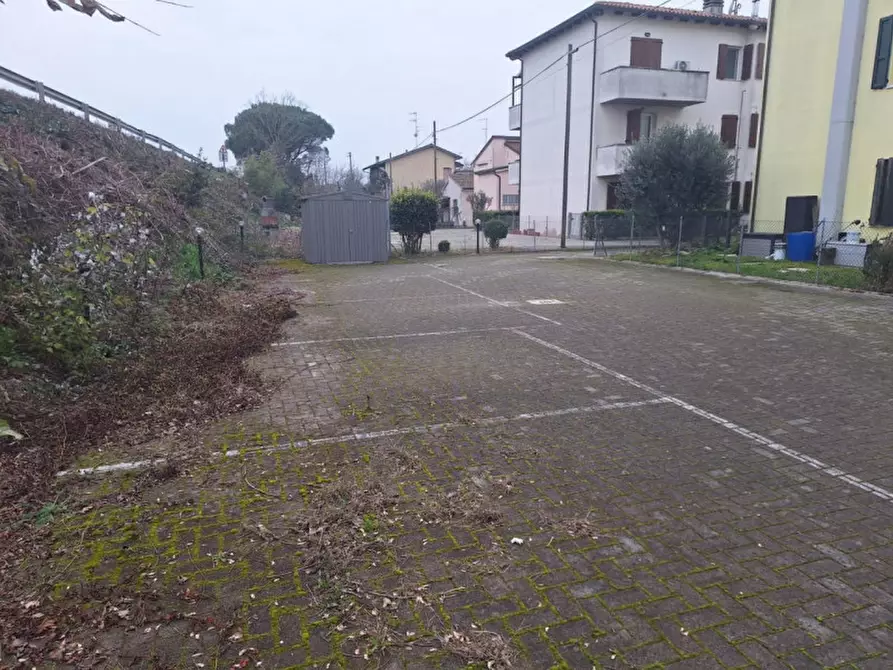 Immagine 12 di Appartamento in vendita  in Ravenna, N. snc a Ravenna