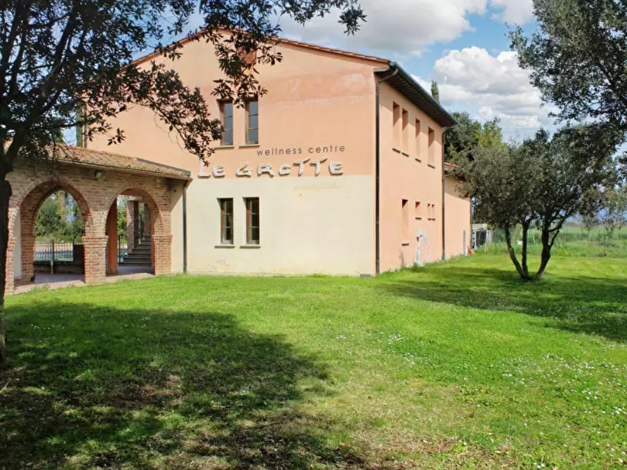 Immagine 1 di Attività commerciale in vendita  in Via di Casalpiano, N. 11 a Campiglia Marittima