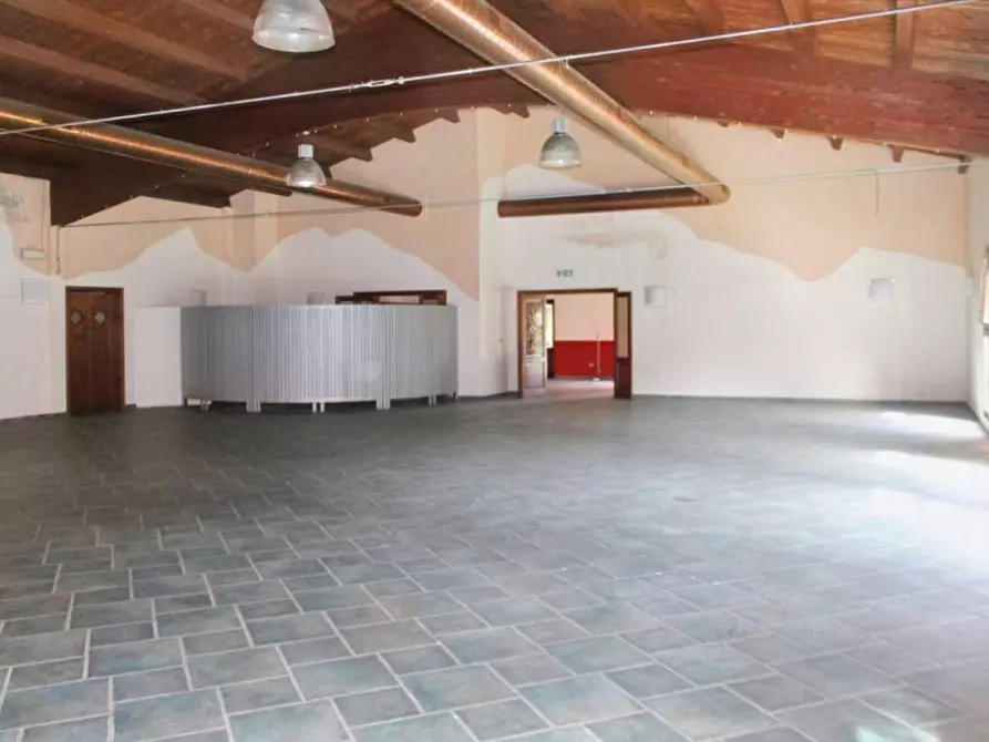 Immagine 7 di Attività commerciale in vendita  in Via di Casalpiano, N. 11 a Campiglia Marittima