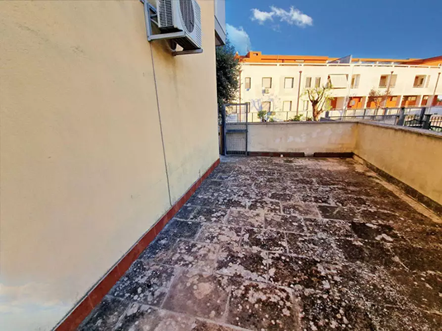 Immagine 7 di Negozio in vendita  in via Martino Luigi Cairoli, N. snc a San Pietro In Lama