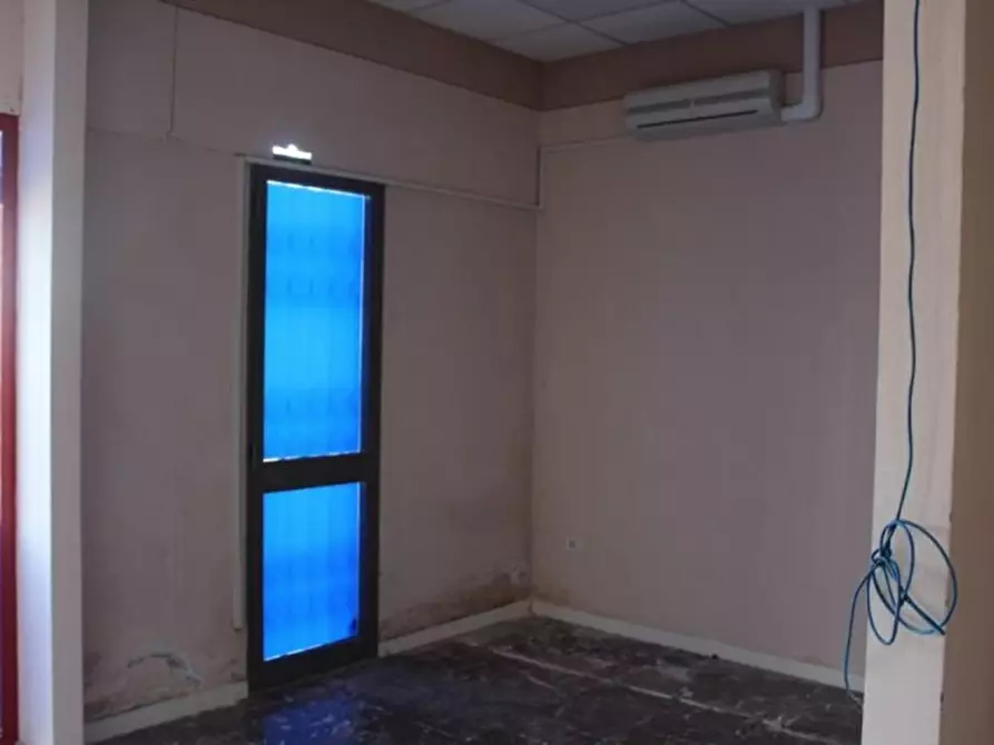 Immagine 6 di Negozio in vendita  in via Valdera Pontedera, N. 164 a Ponsacco