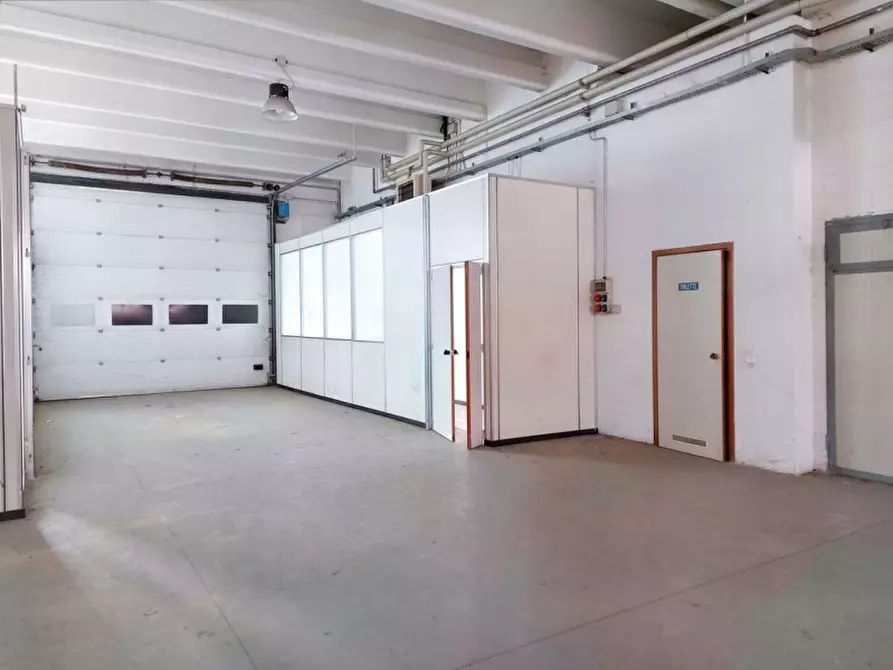 Immagine 8 di Capannone industriale in vendita  in via Rossini, N. 78 a Legnano