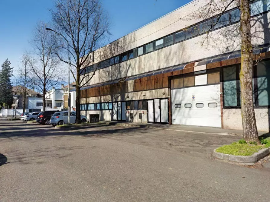 Immagine 17 di Capannone industriale in vendita  in via Rossini, N. 78 a Legnano