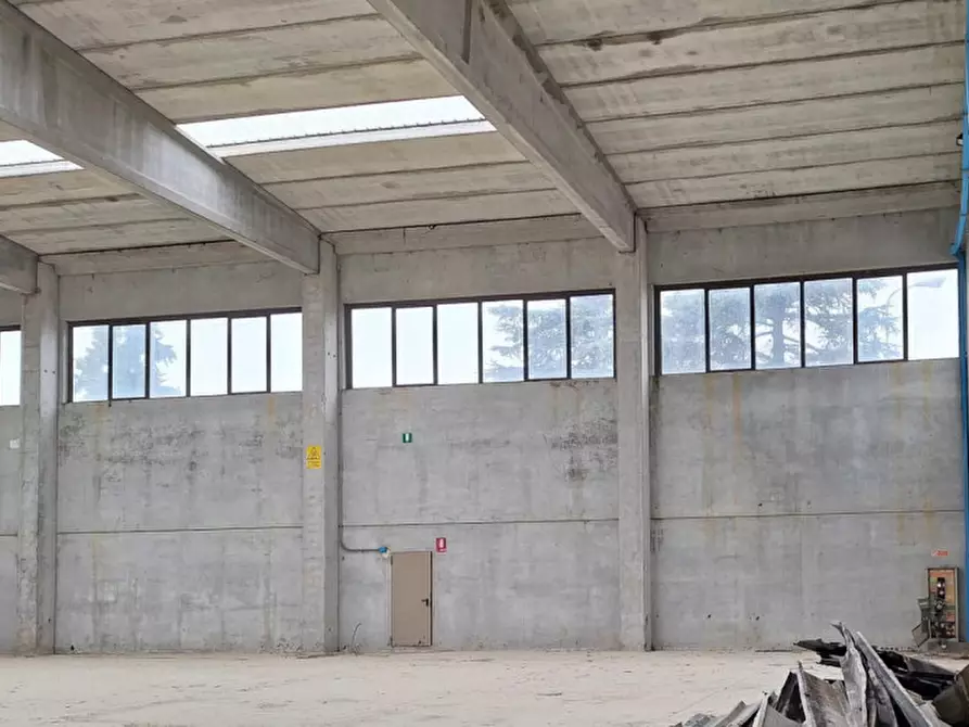Immagine 3 di Capannone industriale in vendita  in Via Puntiroli, N. 99 a Conselice