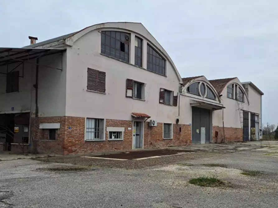 Immagine 10 di Capannone industriale in vendita  in Via Puntiroli, N. 99 a Conselice
