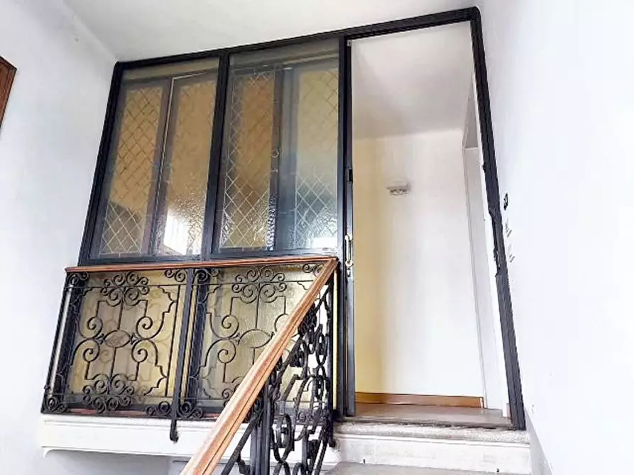 Immagine 12 di Villa in vendita  in Viale Cairoli, N. 103 a Treviso