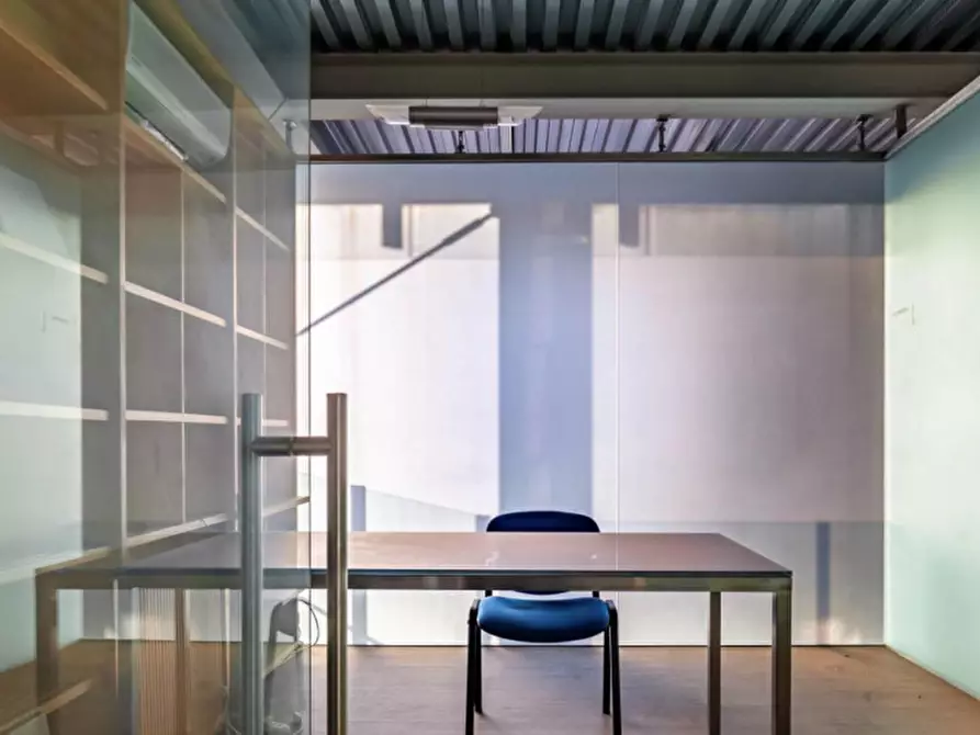 Immagine 4 di Capannone industriale in vendita  in Via Aurelia Sud, N. 176a a Viareggio