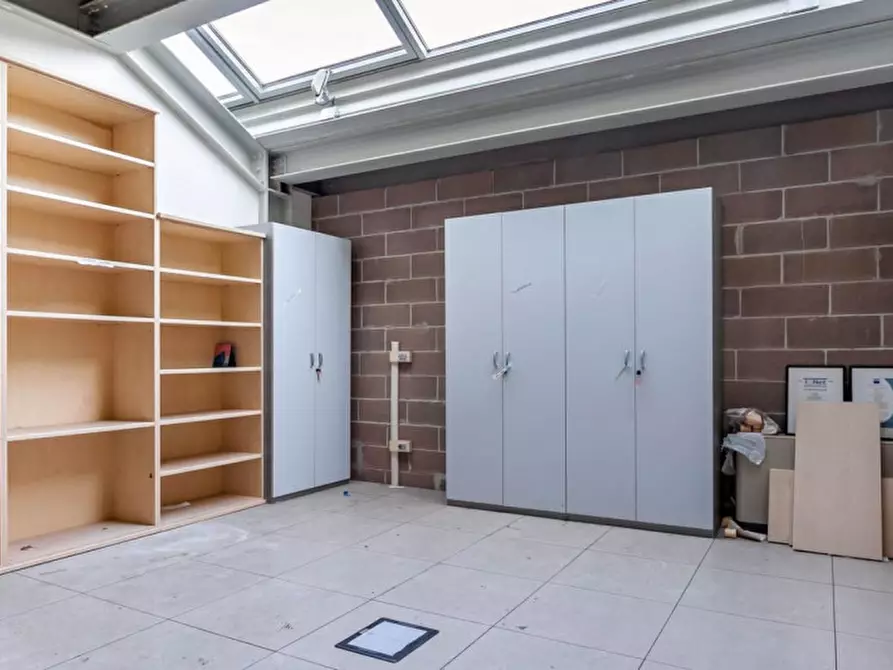 Immagine 5 di Capannone industriale in vendita  in Via Aurelia Sud, N. 176a a Viareggio