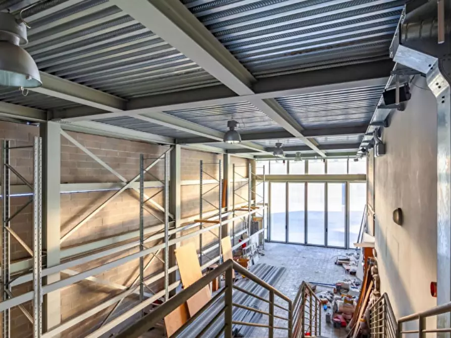 Immagine 16 di Capannone industriale in vendita  in Via Aurelia Sud, N. 176a a Viareggio