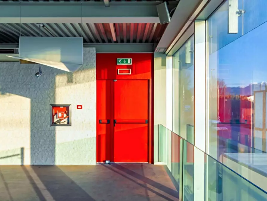 Immagine 18 di Capannone industriale in vendita  in Via Aurelia Sud, N. 176a a Viareggio