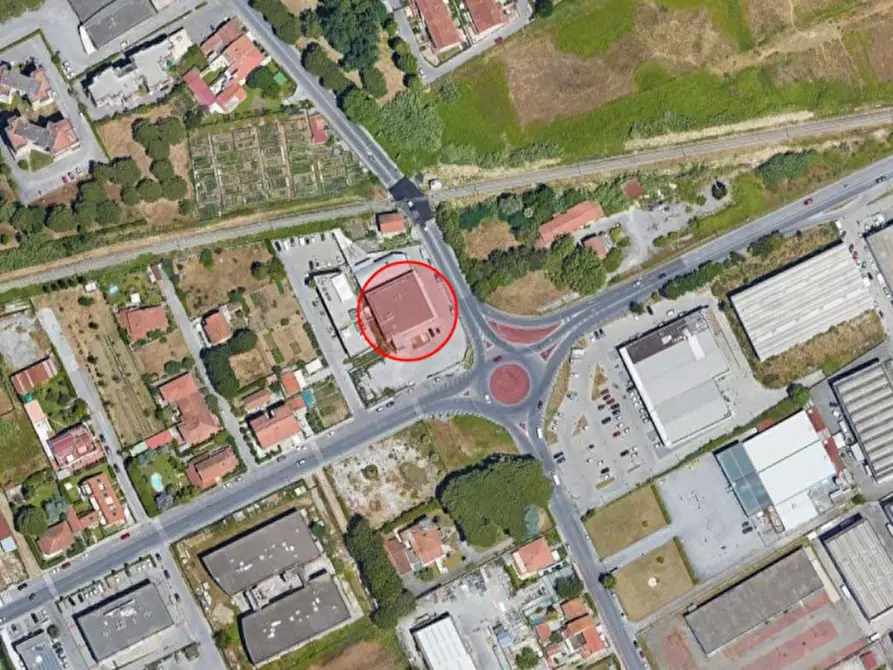 Immagine 30 di Capannone industriale in vendita  in Via Aurelia Sud, N. 176a a Viareggio