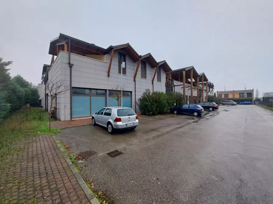 Immagine 4 di Attività commerciale in vendita  in via della Cooperazione, N. 106 a Medicina