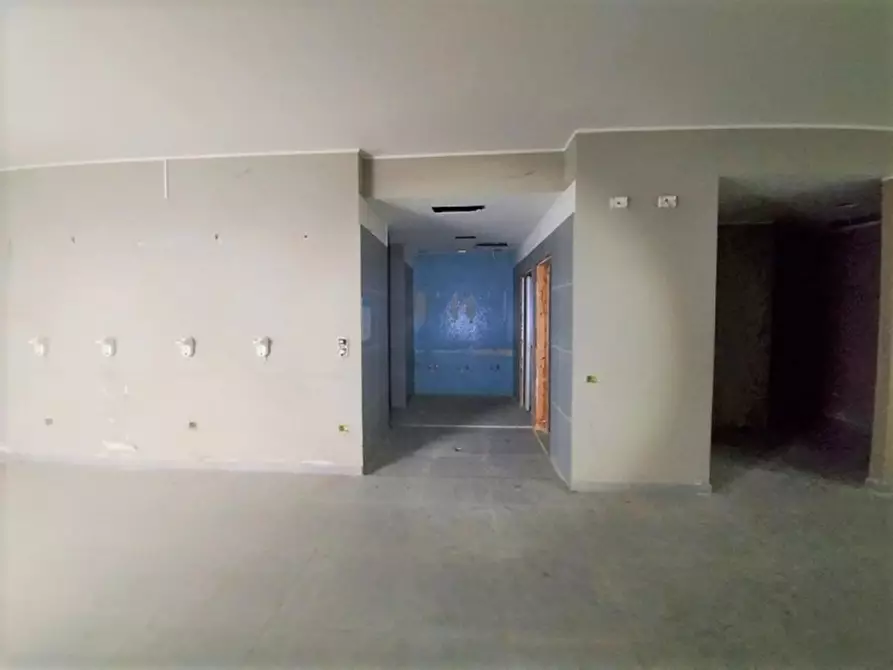 Immagine 15 di Attività commerciale in vendita  in via della Cooperazione, N. 106 a Medicina