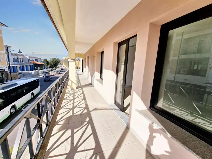 Immagine 7 di Ufficio in vendita  in Via Roma, N. 1 a Olbia