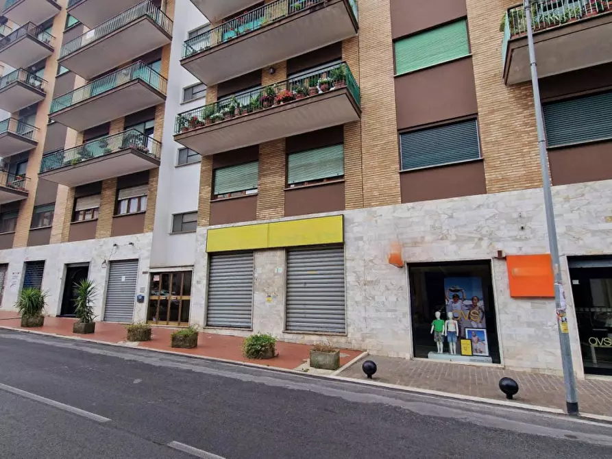 Immagine 4 di Negozio in vendita  in Via Casilina Nord, 140, 03013 Ferentino FR, Italia a Ferentino