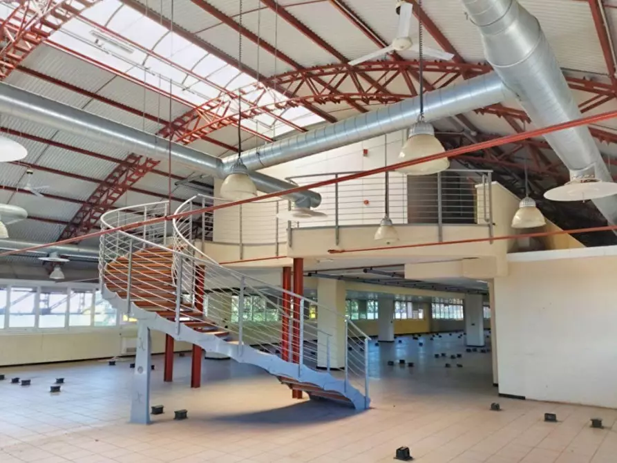 Immagine 1 di Ufficio in vendita  in Via maria Assunta, N. 61 a Nova Milanese