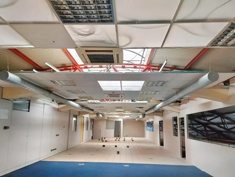 Immagine 6 di Ufficio in vendita  in Via maria Assunta, N. 61 a Nova Milanese