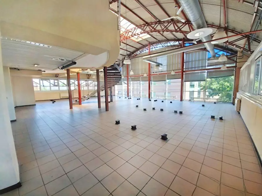 Immagine 8 di Ufficio in vendita  in Via maria Assunta, N. 61 a Nova Milanese