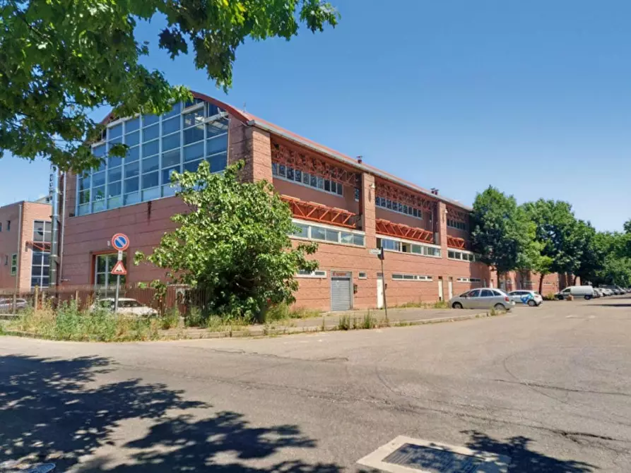 Immagine 16 di Ufficio in vendita  in Via maria Assunta, N. 61 a Nova Milanese