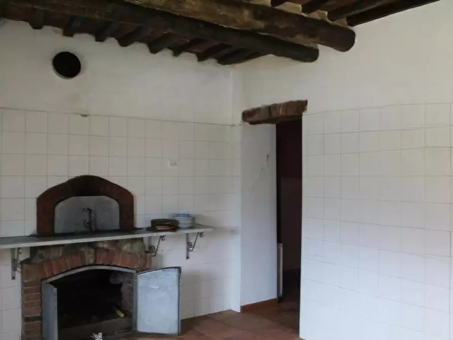 Immagine 8 di Negozio in vendita  in località Diecimo, N. snc a Borgo A Mozzano