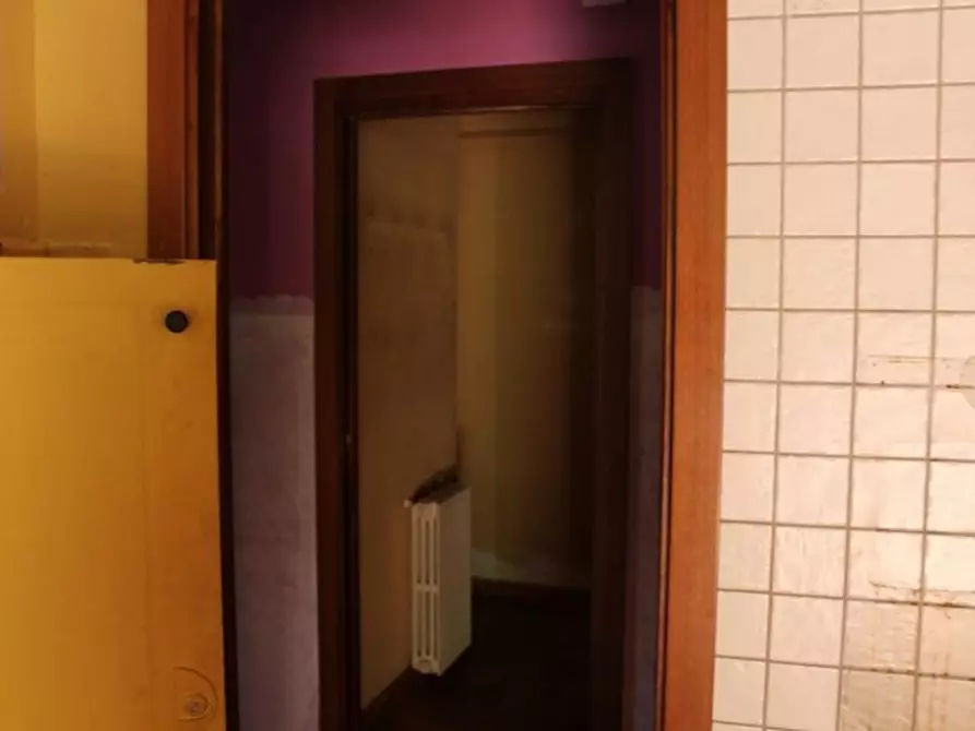 Immagine 9 di Negozio in vendita  in località Diecimo, N. snc a Borgo A Mozzano