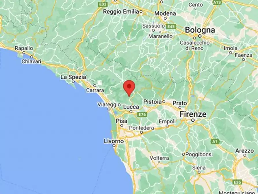 Immagine 15 di Negozio in vendita  in località Diecimo, N. snc a Borgo A Mozzano