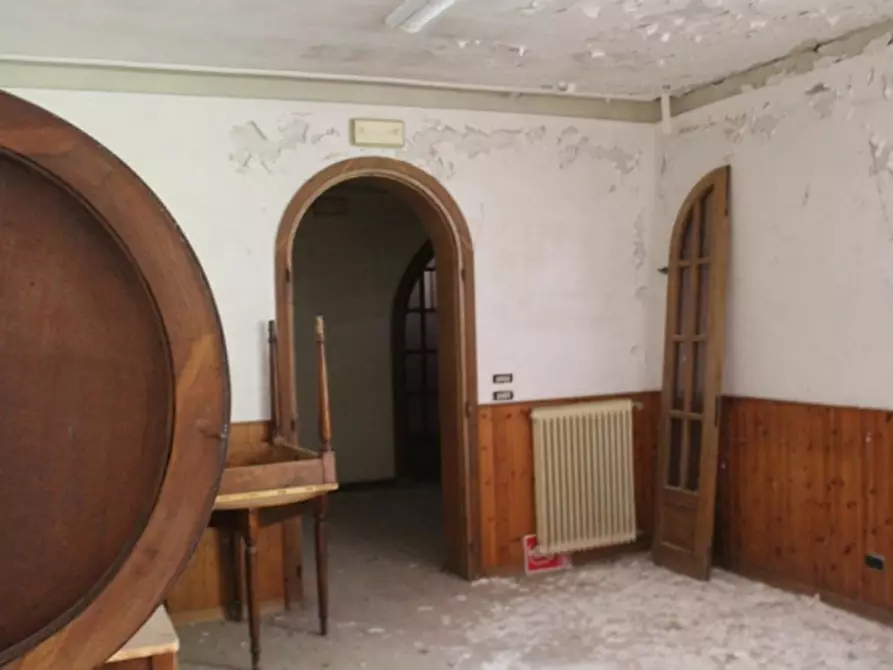 Immagine 8 di Attività commerciale in vendita  in Via di Chianciano, N. 126/C a Sarteano