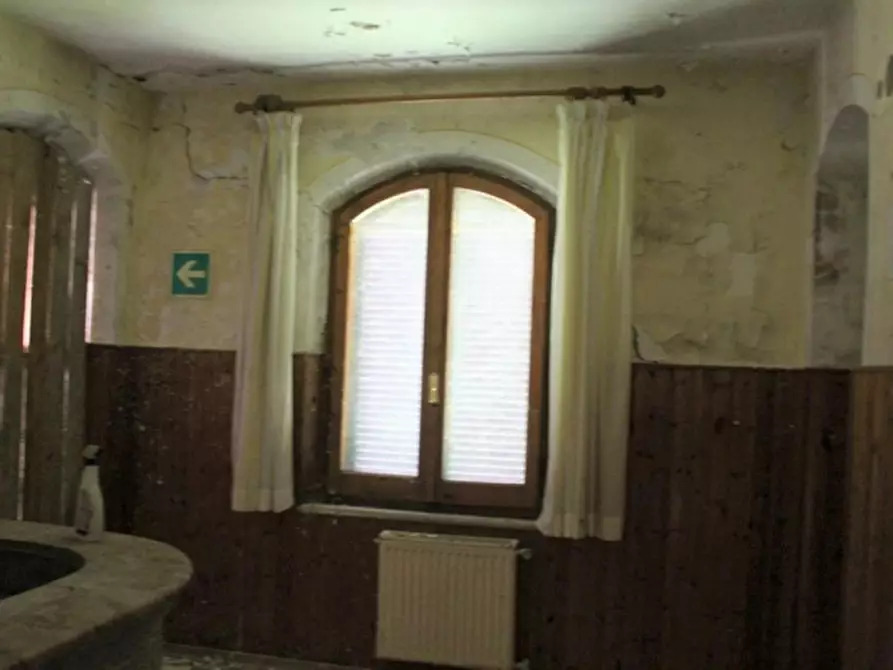 Immagine 10 di Attività commerciale in vendita  in Via di Chianciano, N. 126/C a Sarteano