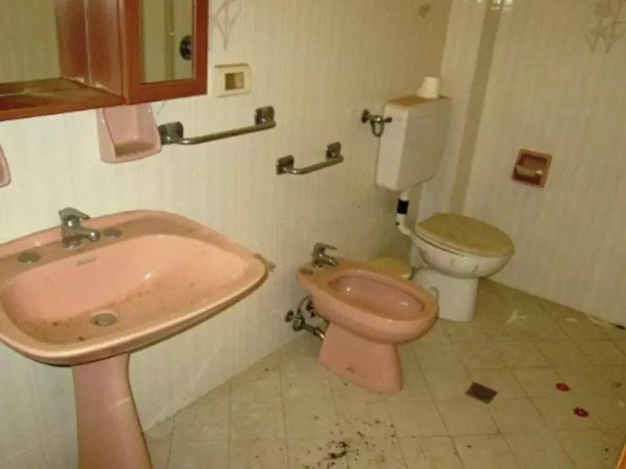 Immagine 21 di Attività commerciale in vendita  in Via di Chianciano, N. 126/C a Sarteano