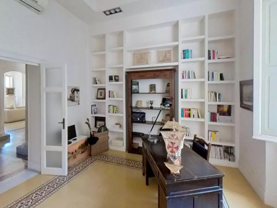 Immagine 13 di Villa in vendita  in Via Goffredo Mameli, N. 1 a Livorno