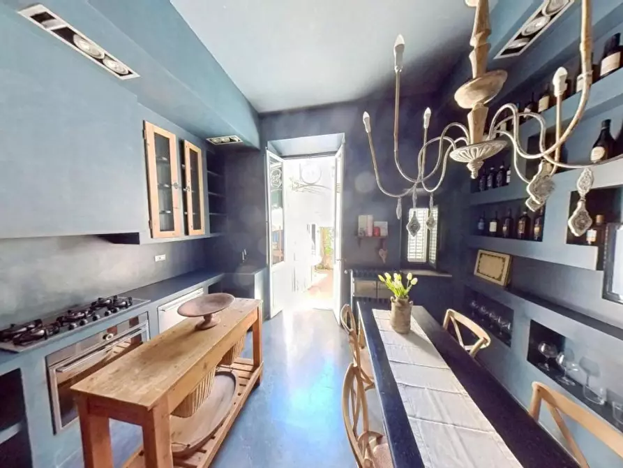 Immagine 14 di Villa in vendita  in Via Goffredo Mameli, N. 1 a Livorno