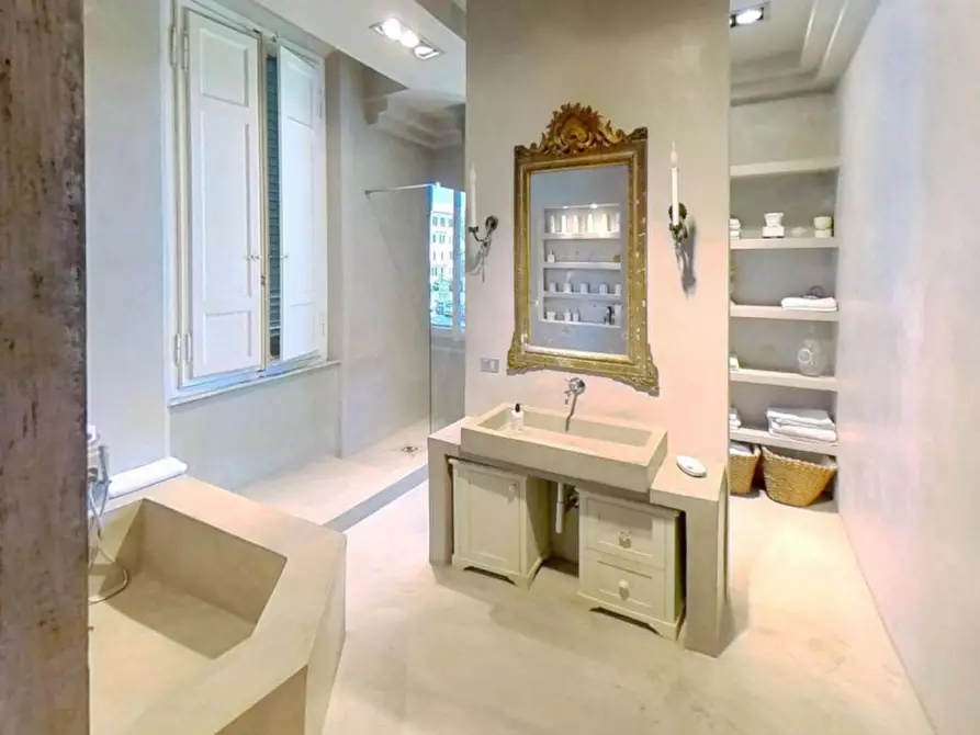 Immagine 23 di Villa in vendita  in Via Goffredo Mameli, N. 1 a Livorno