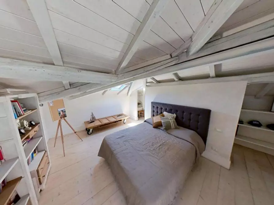 Immagine 29 di Villa in vendita  in Via Goffredo Mameli, N. 1 a Livorno